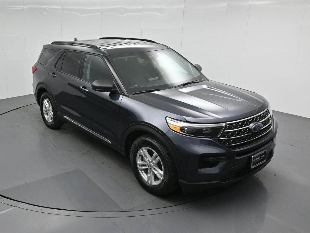 Certified 2022 Ford Explorer XLT image 4