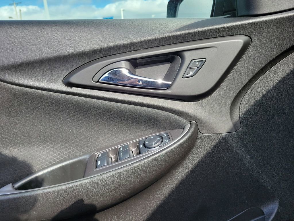 Used 2024 Chevrolet Malibu LT image 19