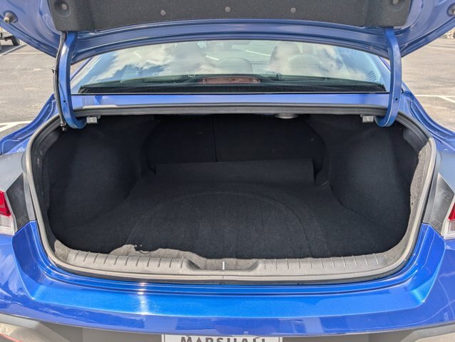 Used 2024 Hyundai Elantra Limited FWD image 29