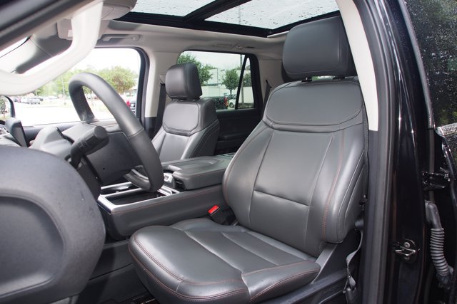 Certified 2025 Ford Expedition Active RWD image 20