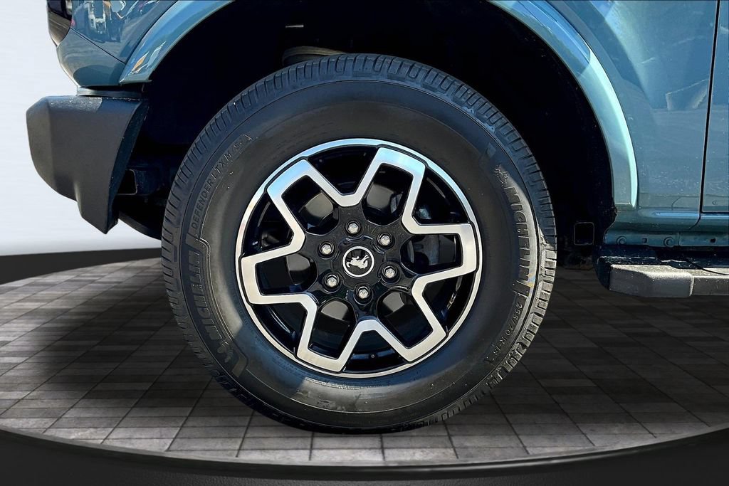 Certified 2022 Ford Bronco Outer Banks AWD/4WD image 37