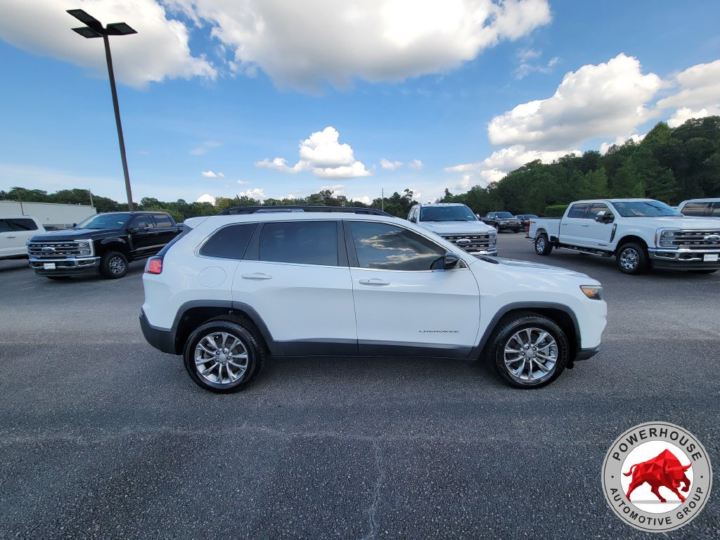 Used 2022 Jeep Cherokee Latitude Lux w/ Sun & Sound Group FWD image 8