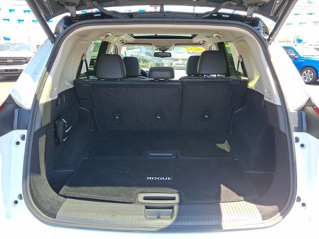 Used 2024 Nissan Rogue Platinum w/ Platinum Premium Package AWD/4WD image 30