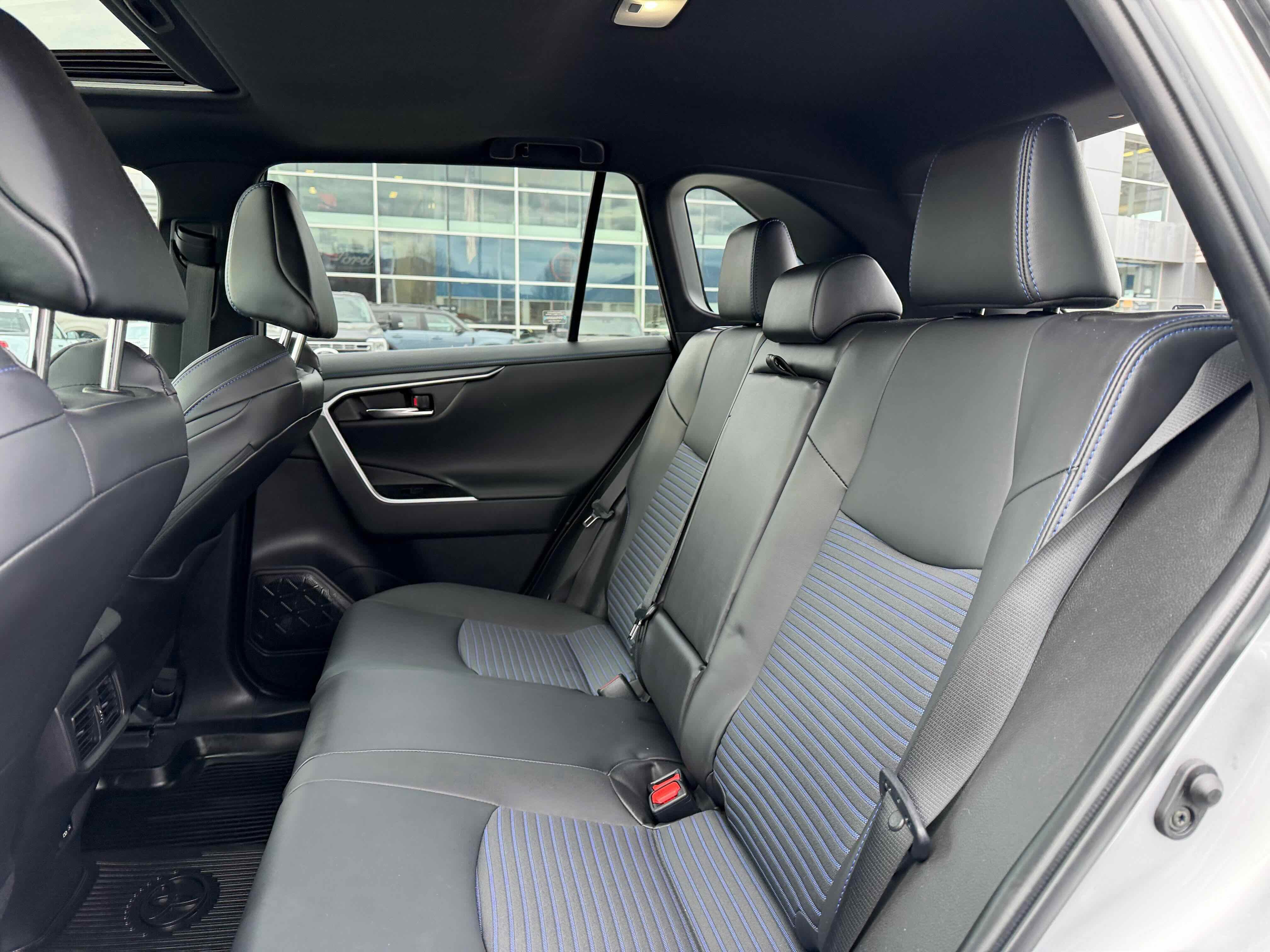 Used 2022 Toyota RAV4 XSE w/ XSE Grade Weather Package image 29