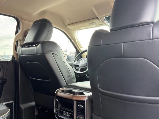 Used 2022 RAM 3500 Laramie image 30