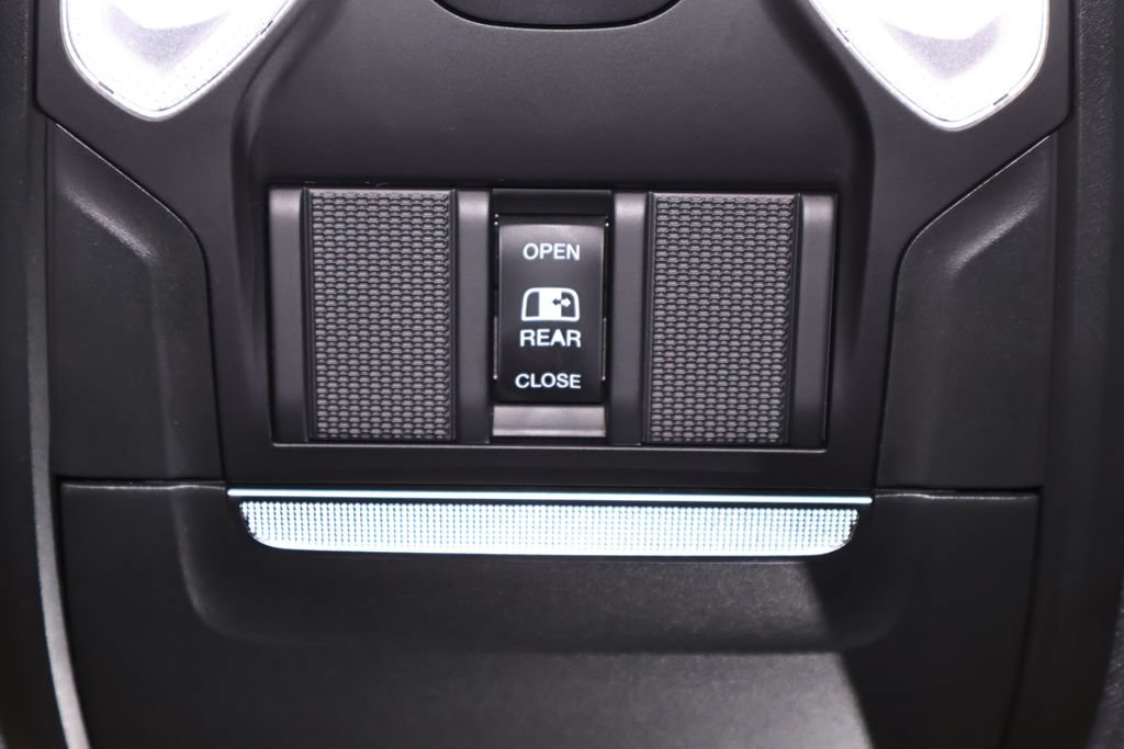 Used 2019 RAM 1500 Big Horn AWD/4WD image 34