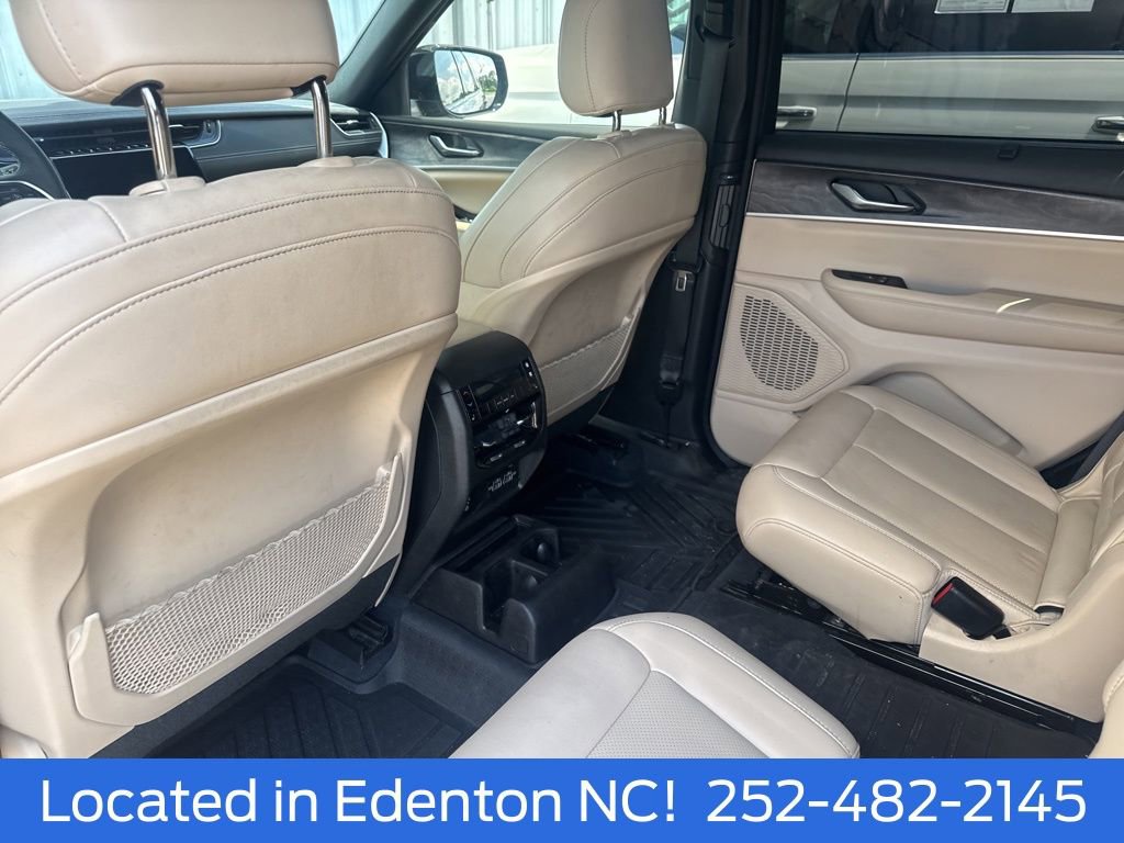 Used 2023 Jeep Grand Cherokee L Limited w/ Luxury Tech Group II AWD/4WD image 10
