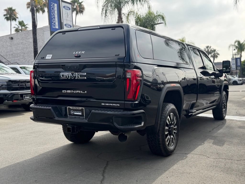 Used 2024 GMC Sierra 3500 Denali Ultimate AWD/4WD image 12