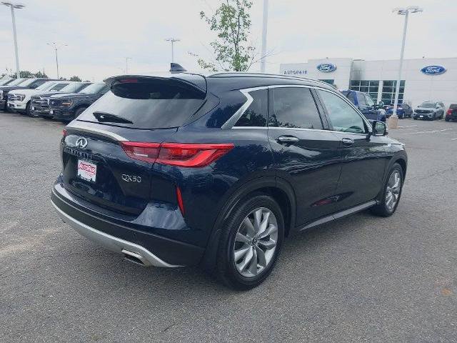 Used 2019 INFINITI QX50 Essential w/ Premium Heat Package AWD/4WD image 8