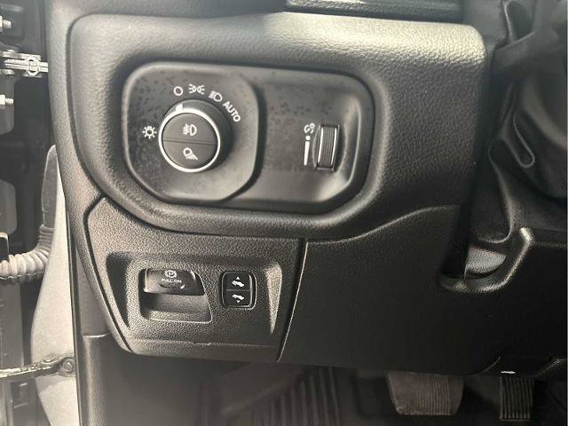 Used 2023 RAM 1500 Big Horn AWD/4WD image 16