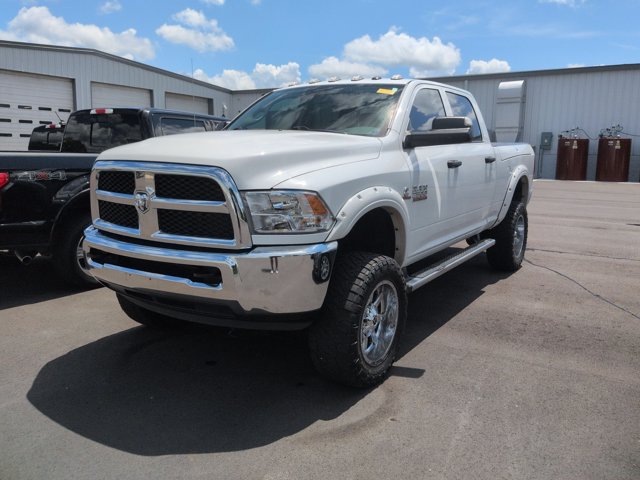 Used 2017 RAM 2500 Tradesman w/ Chrome Appearance Group AWD/4WD image 2