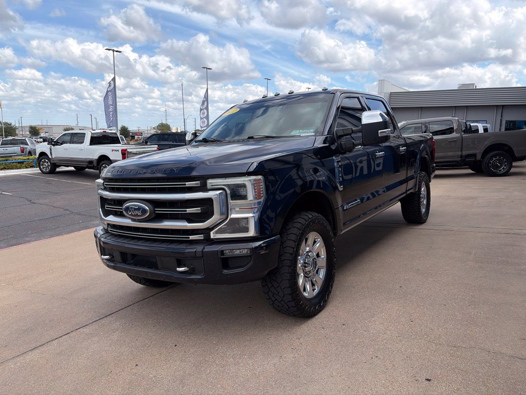 Certified 2022 Ford F250 Platinum w/ FX4 Off-Road Package AWD/4WD image 4