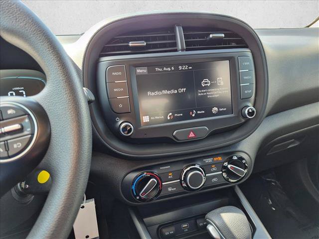 Used 2024 Kia Soul LX FWD image 12