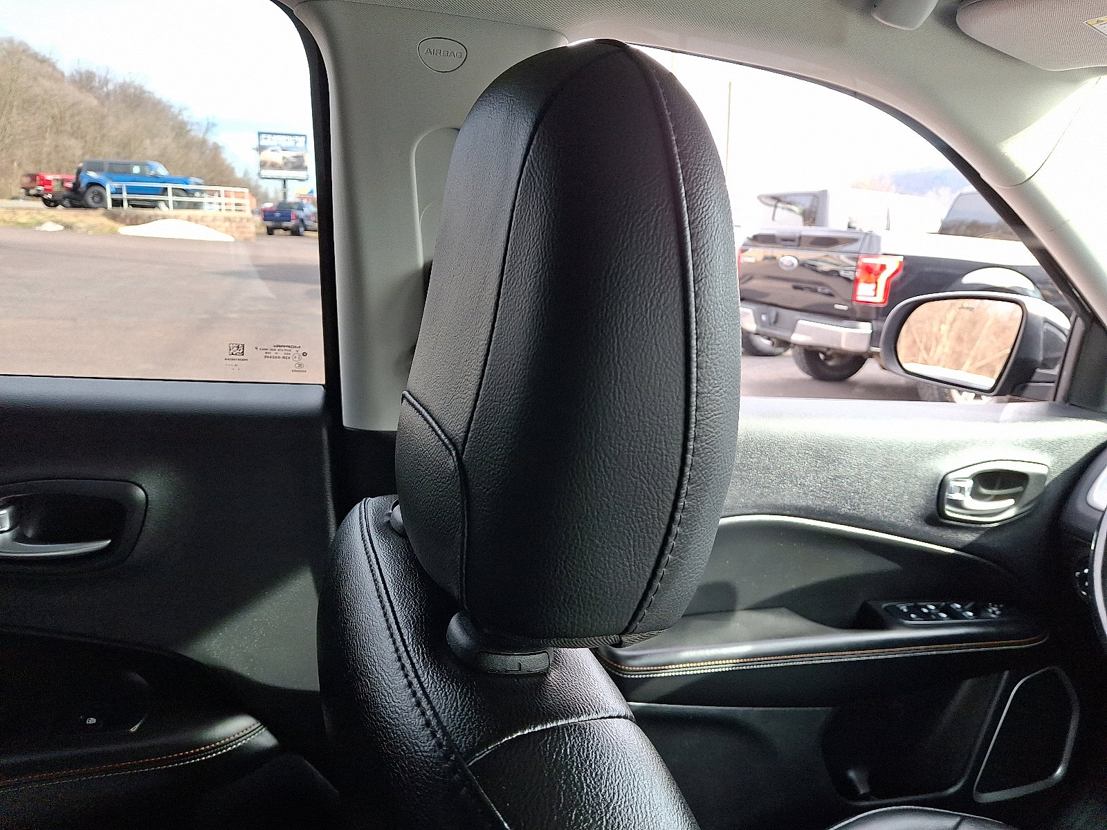 Used 2020 Jeep Compass Latitude image 13