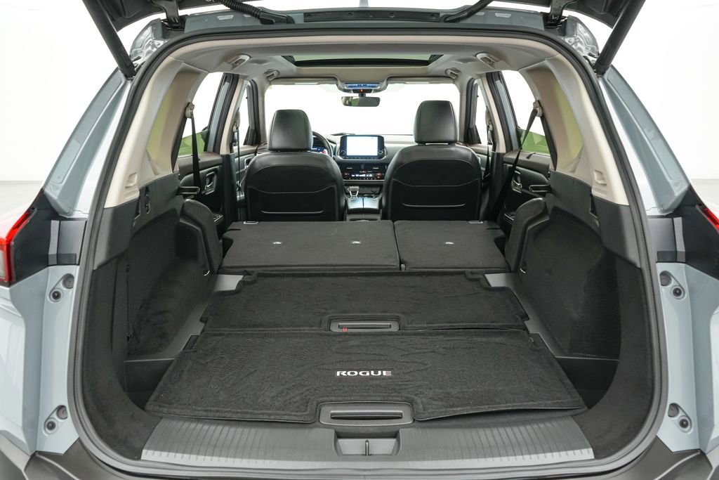 Used 2023 Nissan Rogue Platinum w/ Platinum Premium Package image 22