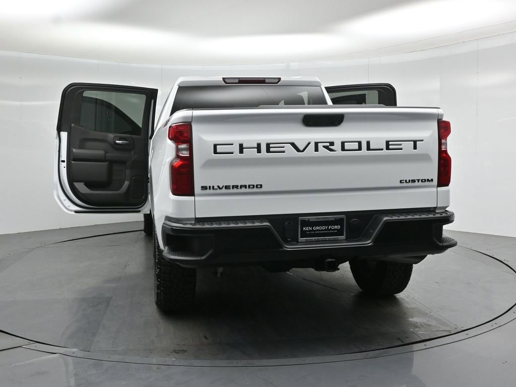 Used 2024 Chevrolet Silverado 1500 Custom Trail Boss w/ LPO, Dark Essentials Package image 34