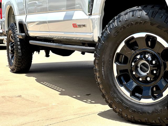 Certified 2025 Ford F250 Lariat w/ Tremor Off-Road Package AWD/4WD image 7