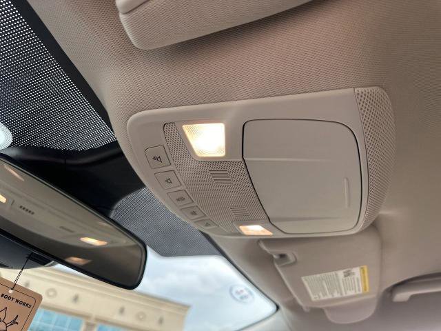 Certified 2024 Ford Edge SE AWD/4WD image 25