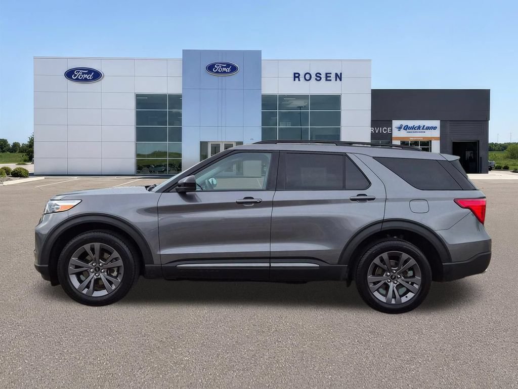 Certified 2024 Ford Explorer XLT w/ Equipment Group 202A AWD/4WD image 6