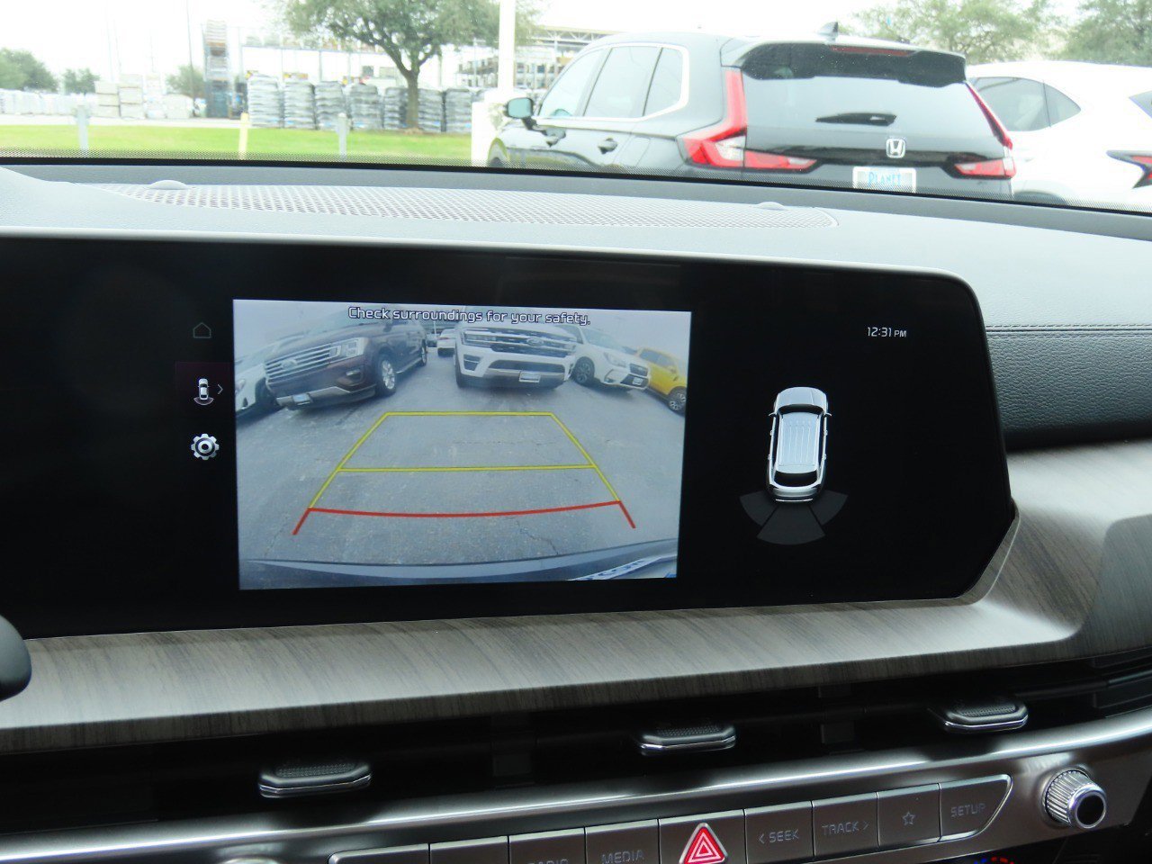 Used 2024 Kia Telluride EX w/ EX Captain's Chair Package image 32