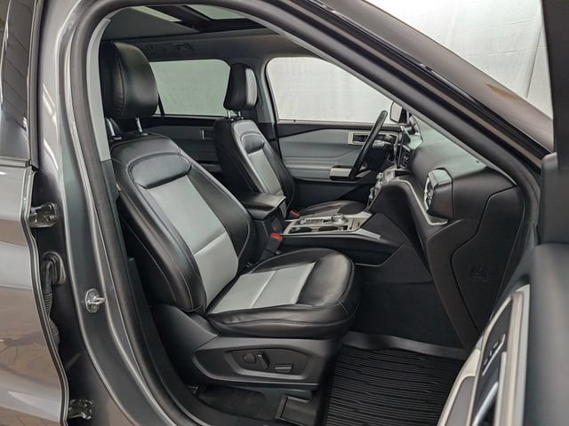 Certified 2023 Ford Explorer XLT w/ Equipment Group 202A AWD/4WD image 20
