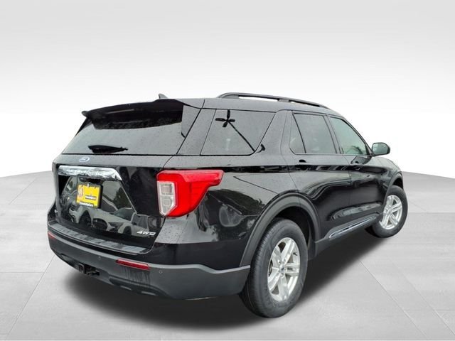 Certified 2023 Ford Explorer XLT w/ Class IV Trailer Tow Package AWD/4WD image 11