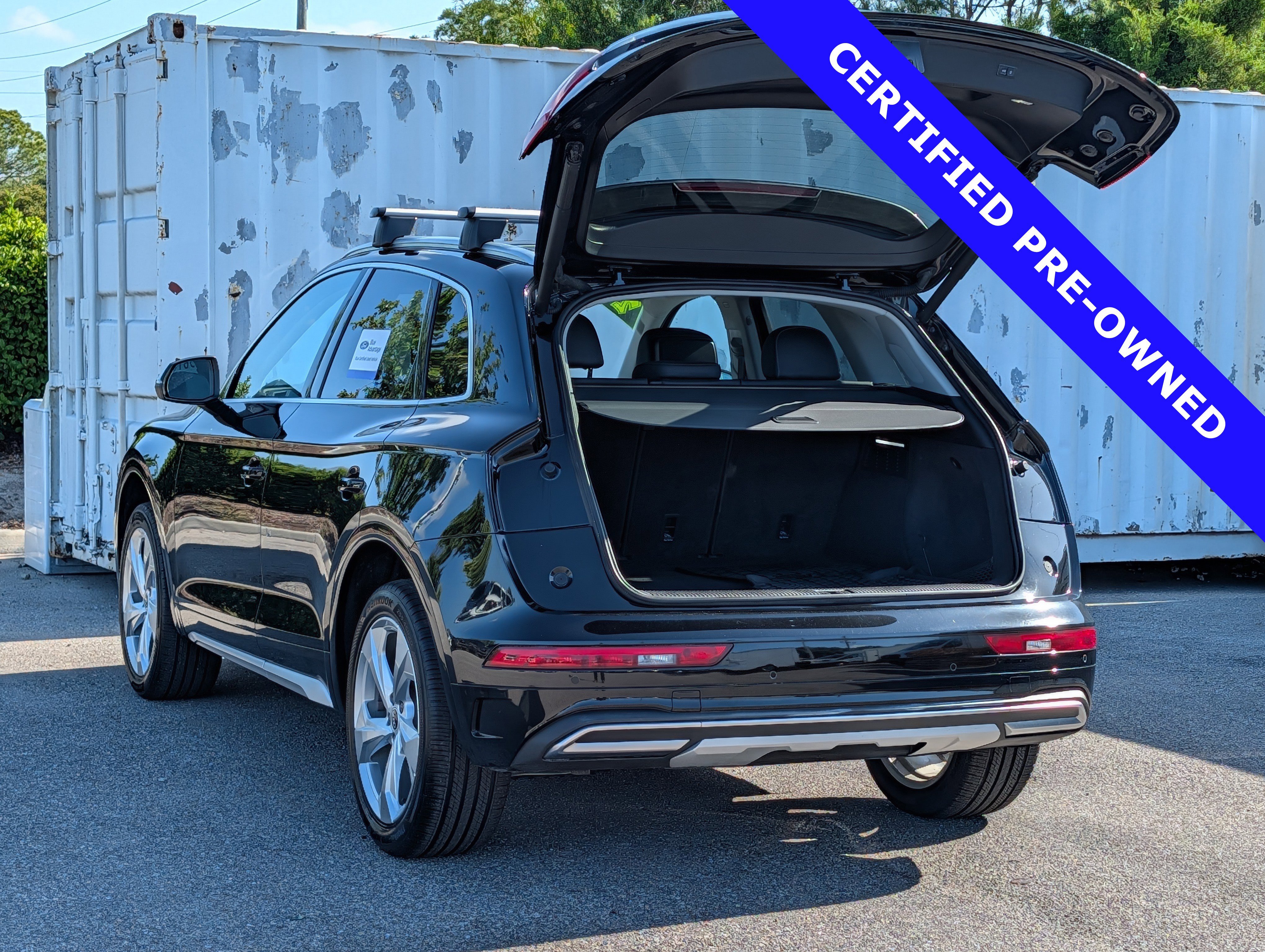 Used 2021 Audi Q5 2.0T Premium Plus w/ Premium Plus Package AWD/4WD image 13