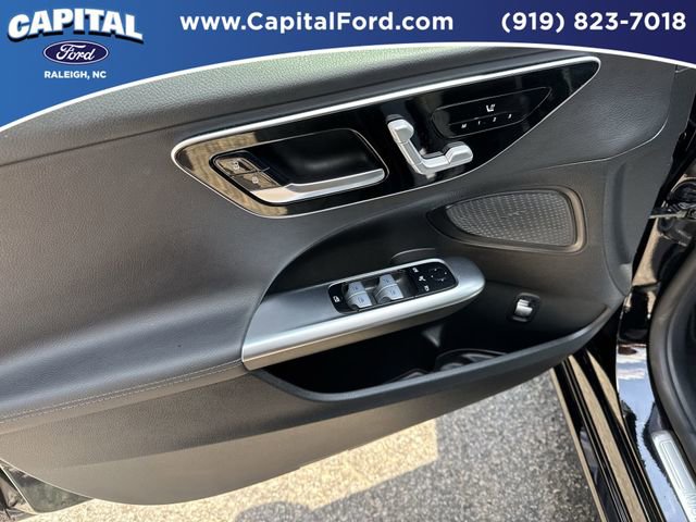 Used 2025 Mercedes-Benz C 300 4MATIC Sedan image 20