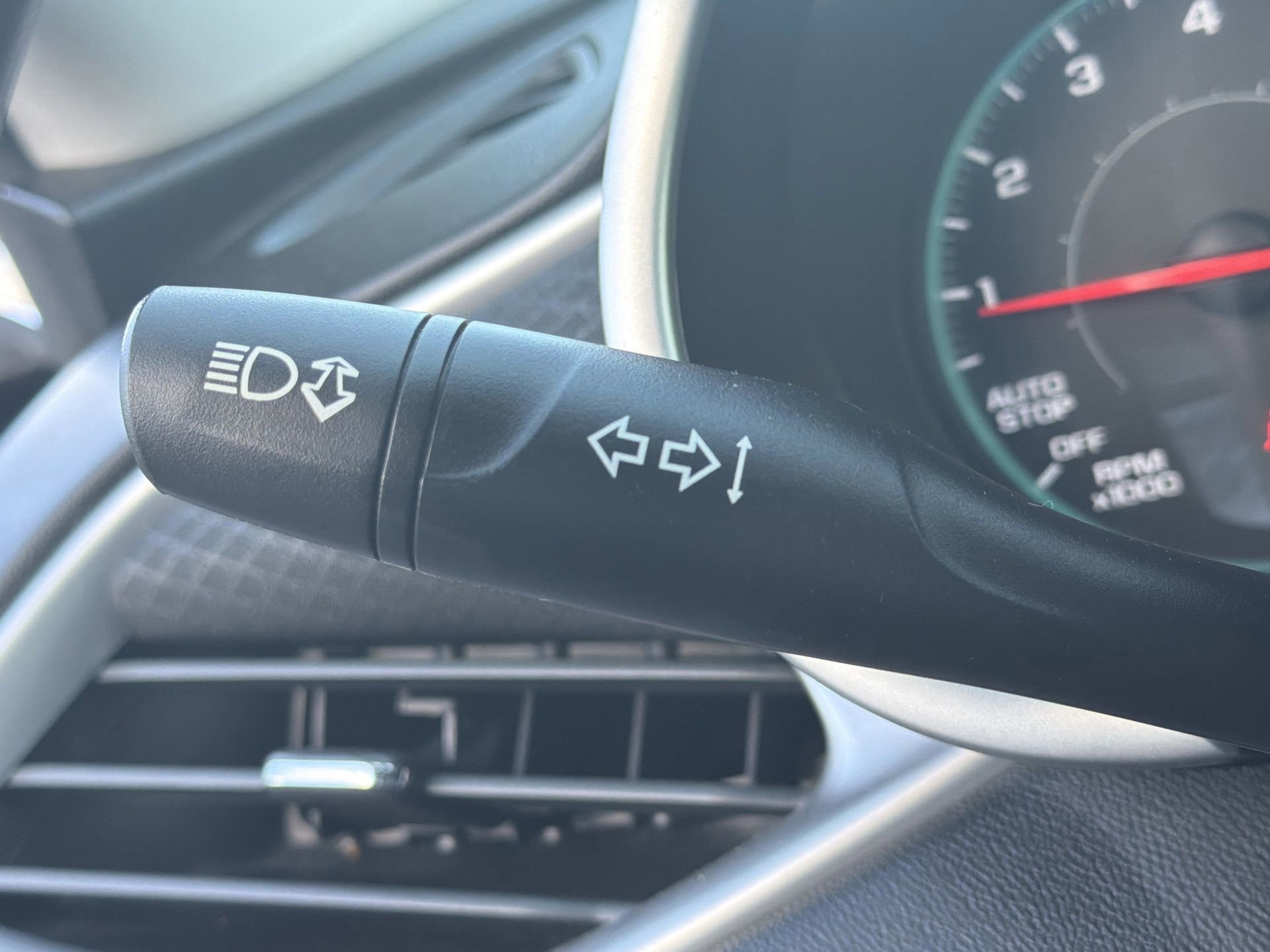 Used 2022 Chevrolet Malibu RS image 17