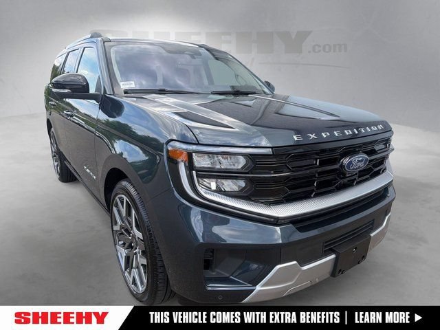 Certified 2025 Ford Expedition Platinum w/ Platinum Ultimate Package AWD/4WD image 1