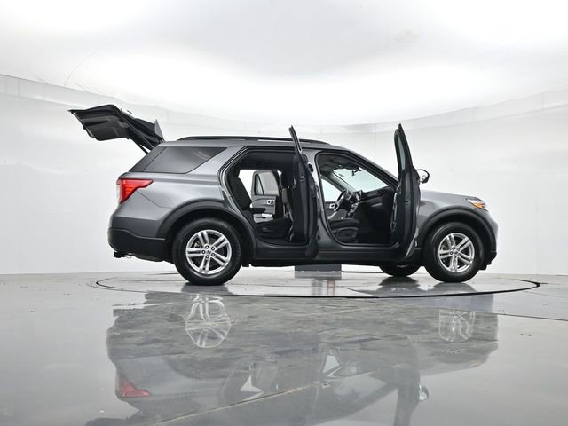 Certified 2024 Ford Explorer XLT image 52