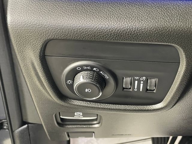 Used 2024 Jeep Grand Cherokee Overland w/ Adv Protech Group III image 14