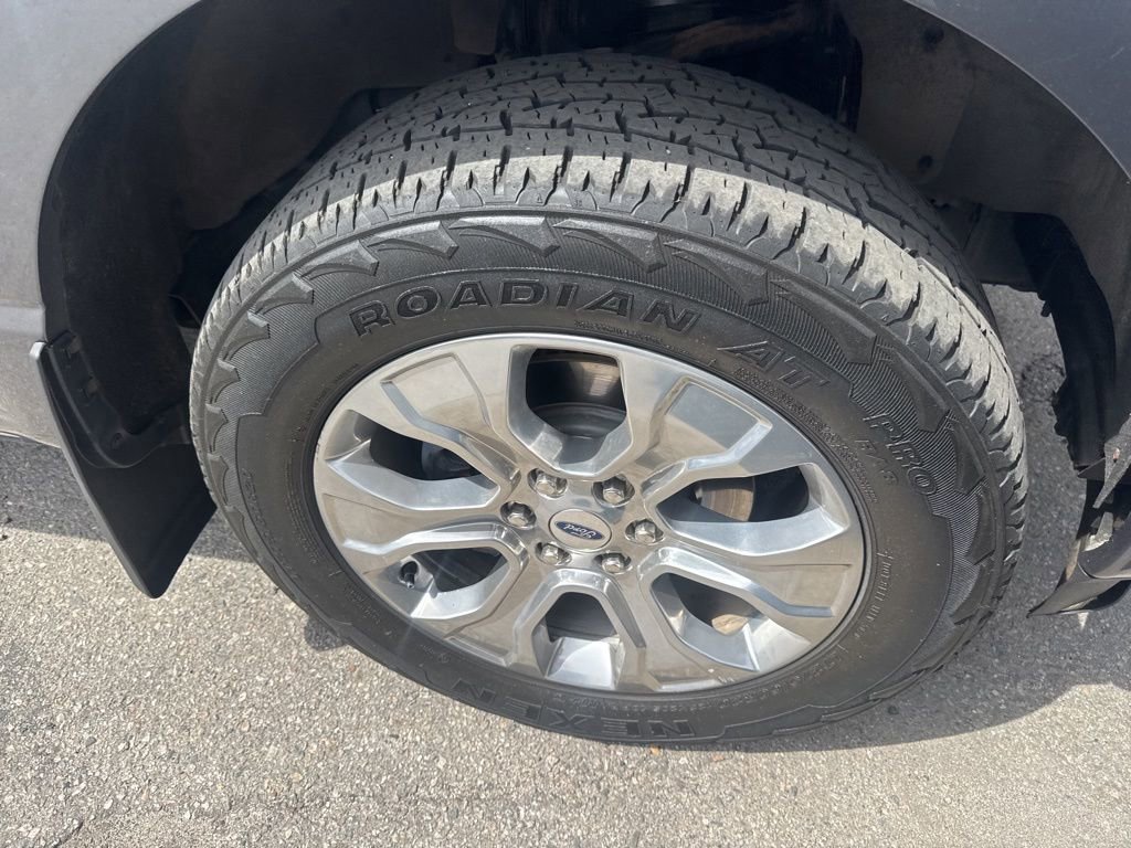 Certified 2021 Ford F150 Platinum w/ Equipment Group 701A High image 5