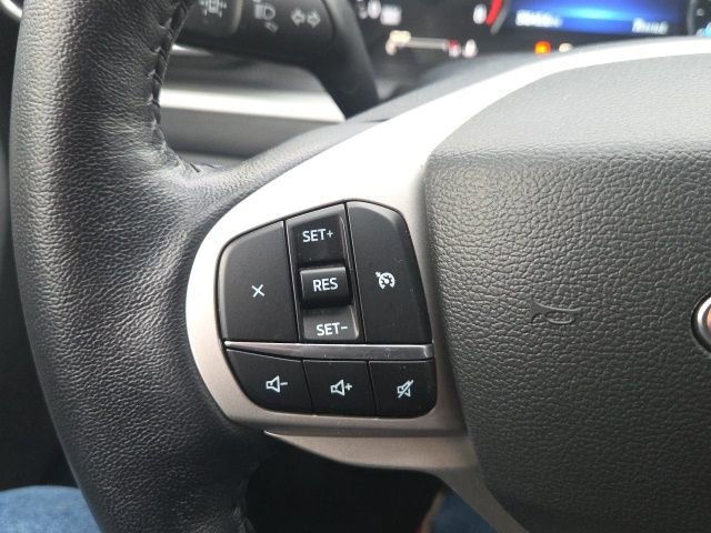 Certified 2022 Ford Explorer XLT w/ Equipment Group 202A image 40