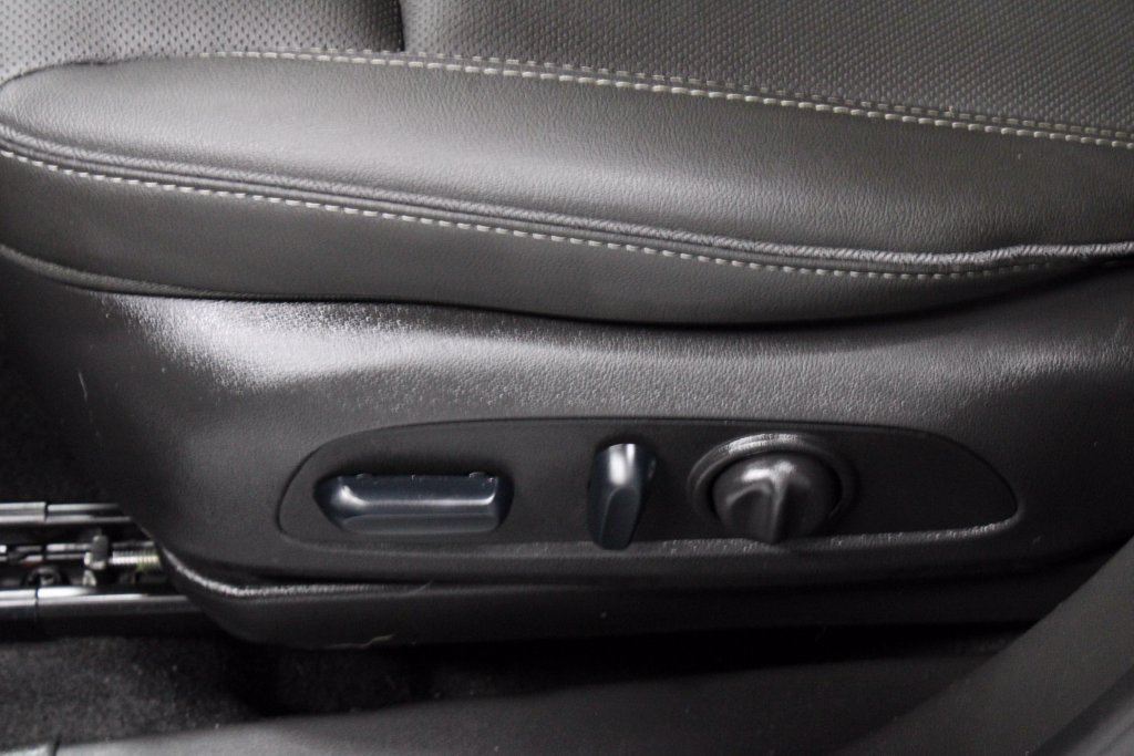 Used 2024 Buick Encore GX Sport Touring w/ Comfort Package AWD/4WD image 24