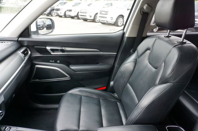 Used 2020 Kia Telluride S w/ S 8 Passenger Seating Package FWD image 28