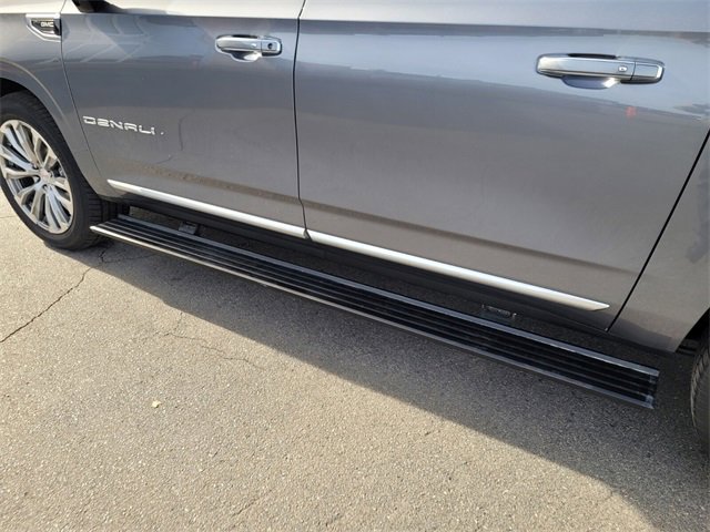 Used 2022 GMC Yukon XL Denali w/ Denali Ultimate Package image 20