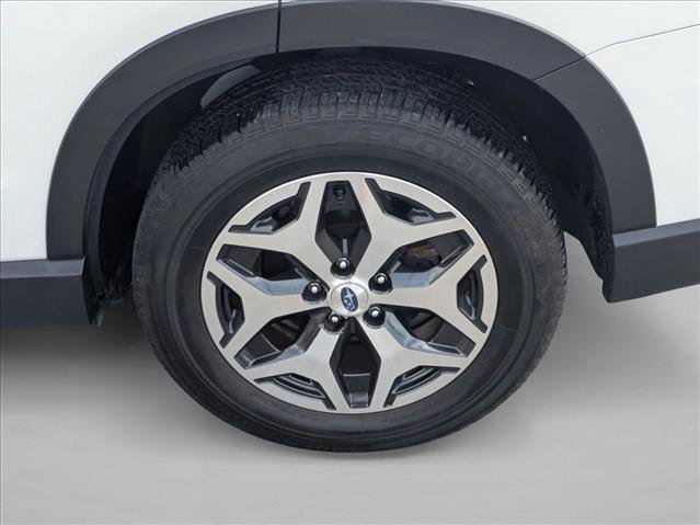 Used 2024 Subaru Forester Premium AWD/4WD image 24
