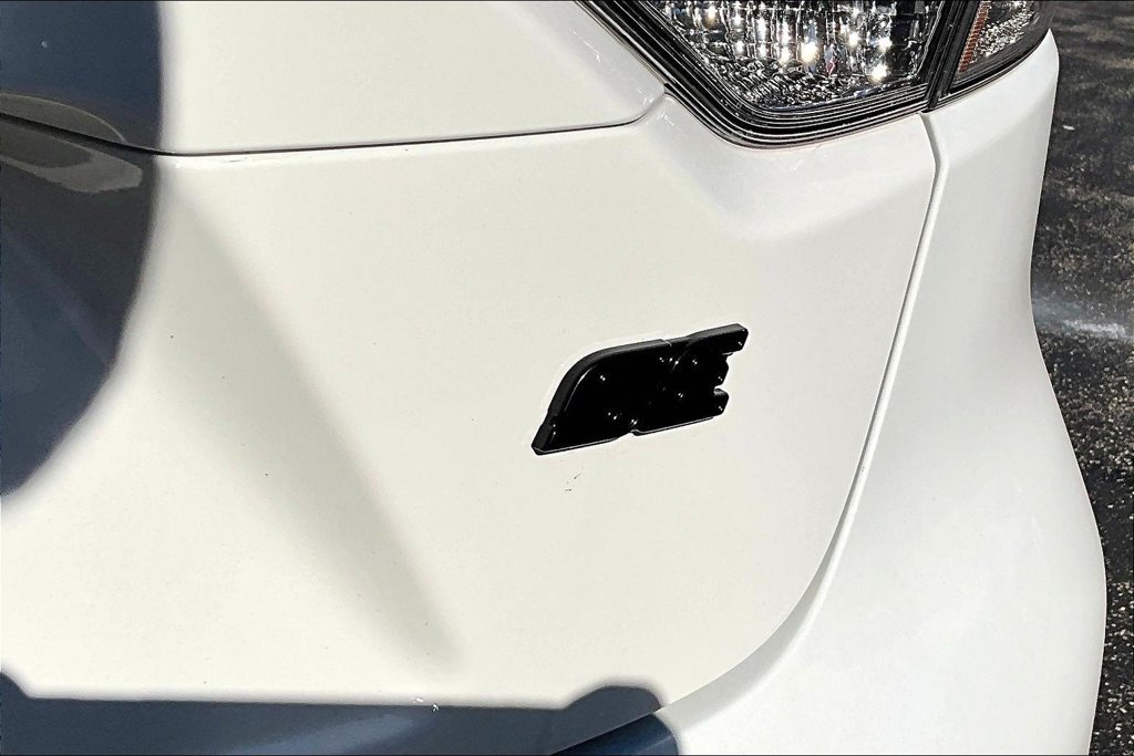 Used 2024 Toyota Corolla SE w/ SE Convenience Package FWD image 26