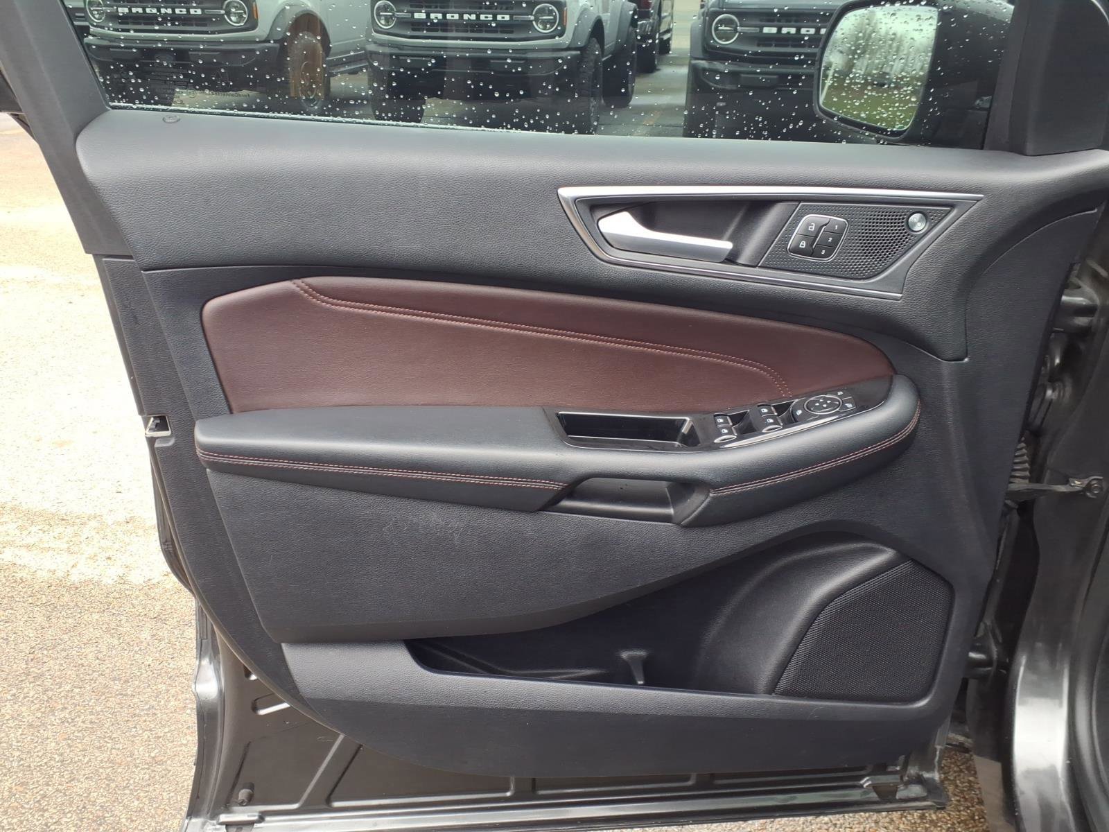 Certified 2020 Ford Edge Titanium w/ Equipment Group 301A image 7