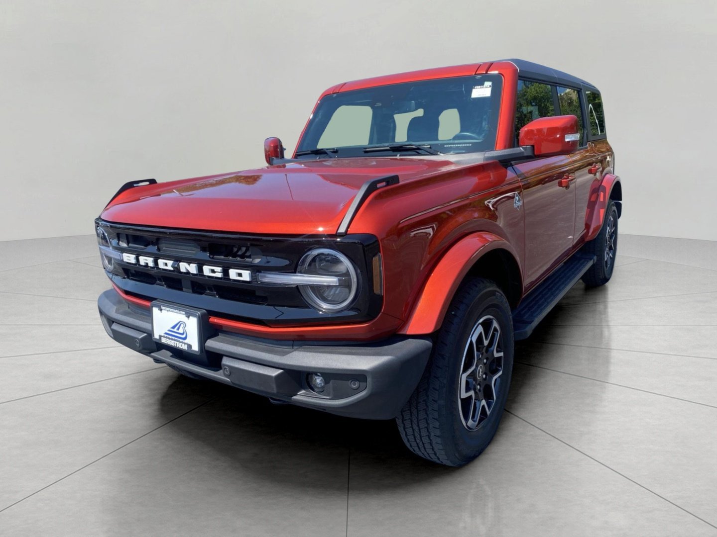 Certified 2024 Ford Bronco Outer Banks AWD/4WD image 4