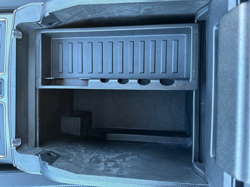 Certified 2019 Ford F150 Raptor w/ Equipment Group 802A Luxury image 15