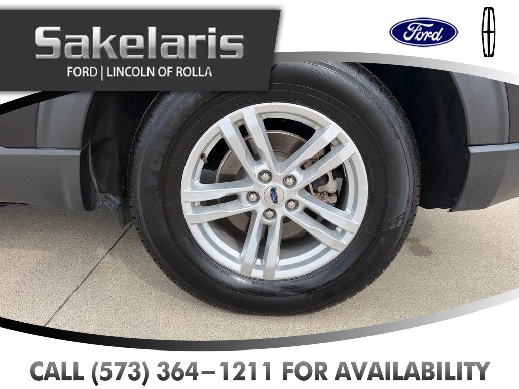 Certified 2022 Ford Explorer XLT w/ Equipment Group 202A AWD/4WD image 9