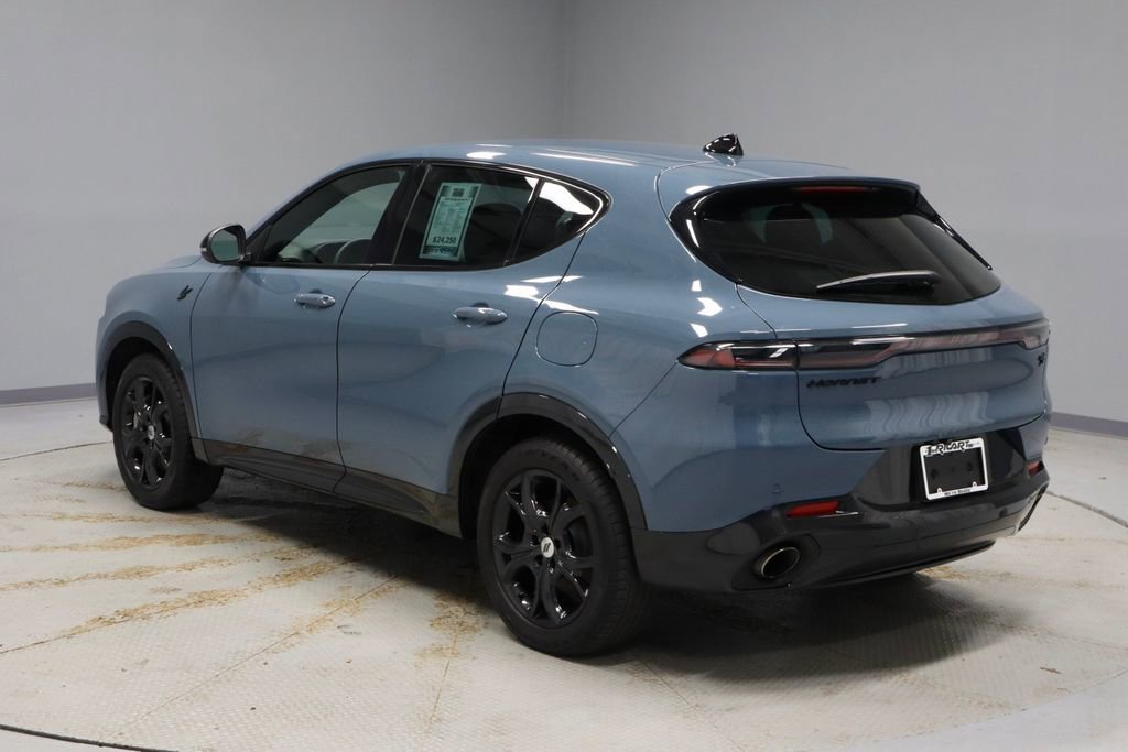 Used 2024 Dodge Hornet R/T w/ R/T Blacktop Package AWD/4WD image 9