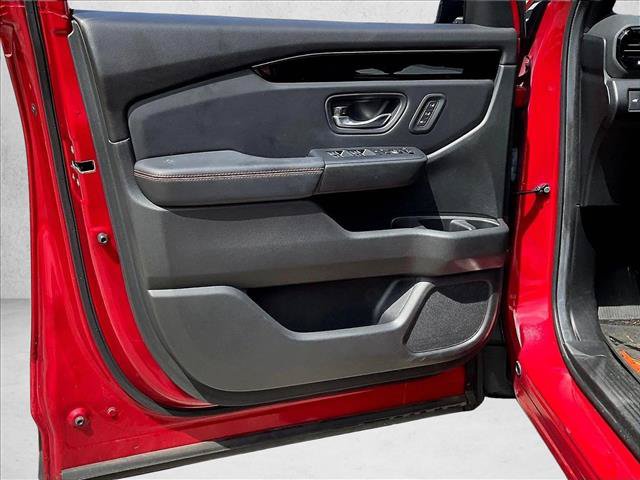 Used 2024 Honda Pilot TrailSport image 17