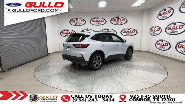 Certified 2025 Ford Escape ST-Line Select AWD/4WD image 8
