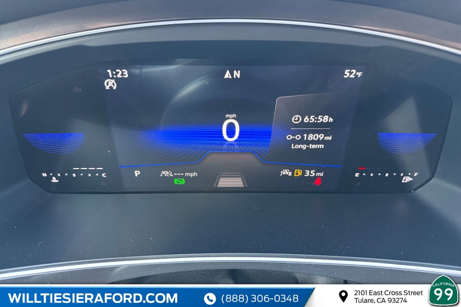 Used 2024 Volkswagen Tiguan SE image 30