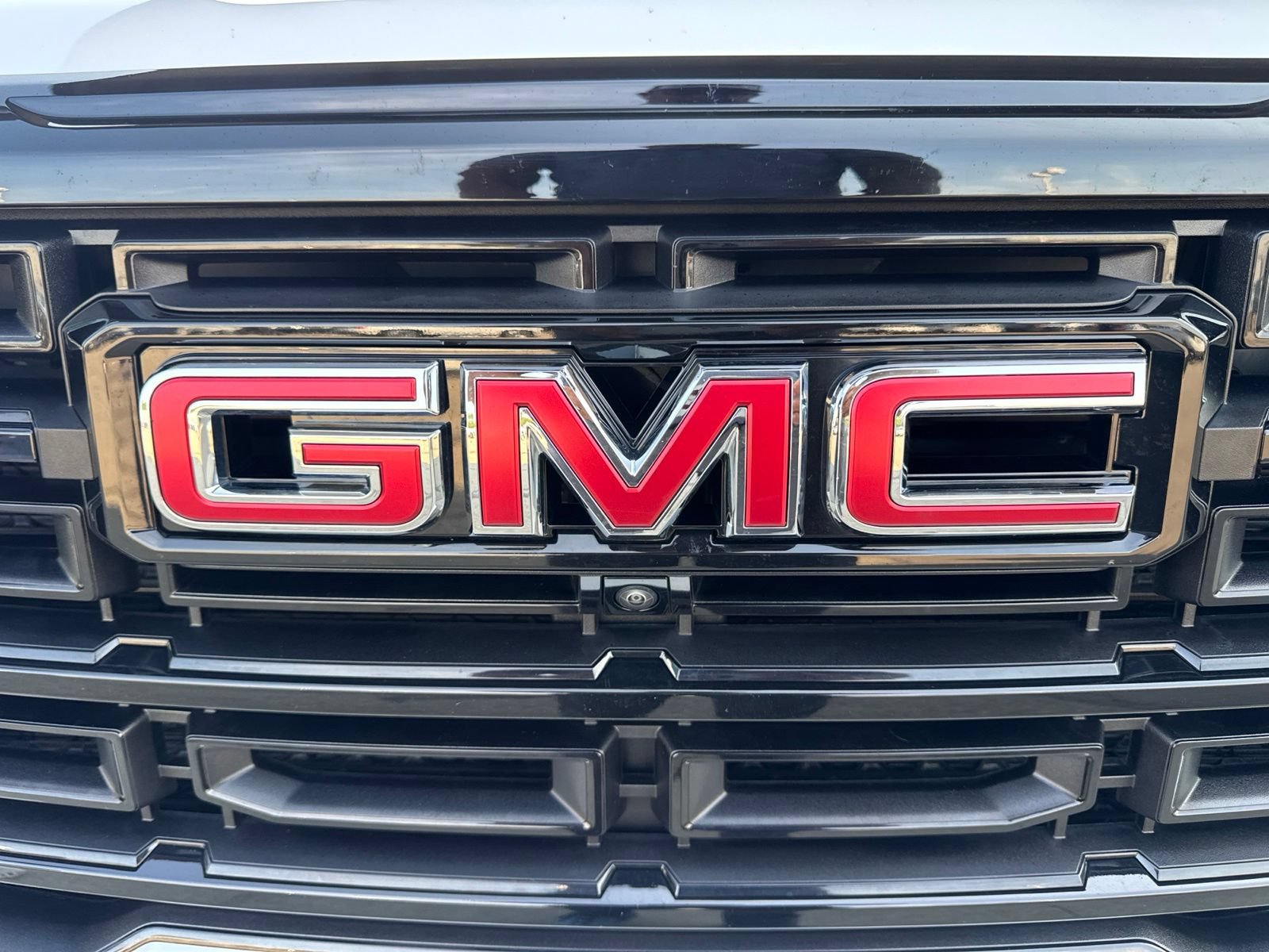 Used 2024 GMC Acadia Elevation w/ Black Edition FWD image 13