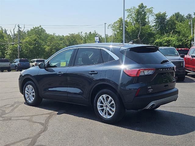 Certified 2022 Ford Escape SE w/ Convenience Package image 2