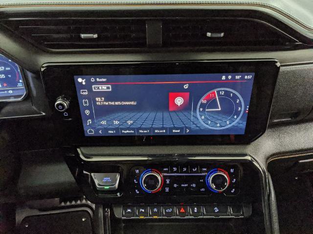 Used 2024 GMC Sierra 1500 AT4 w/ Technology Package image 9